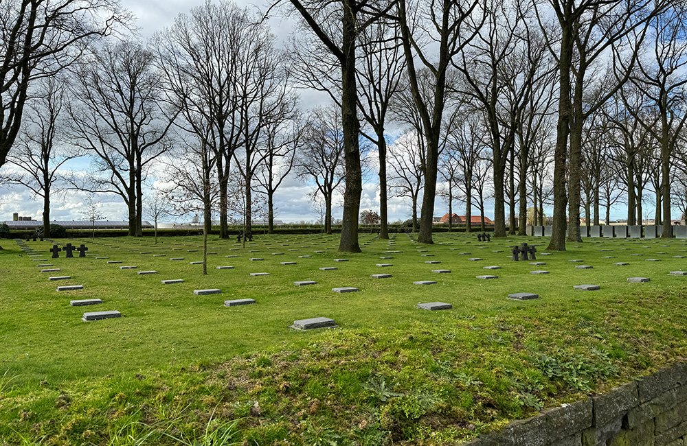 Langemark German Cemetery - Langemark German Cemetery Langemark German Cemetery - Langemark German Cemetery