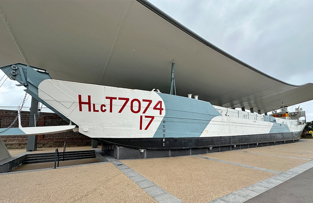Last surviving LCT from D-DAY in Portsmouth - theddaystory.com