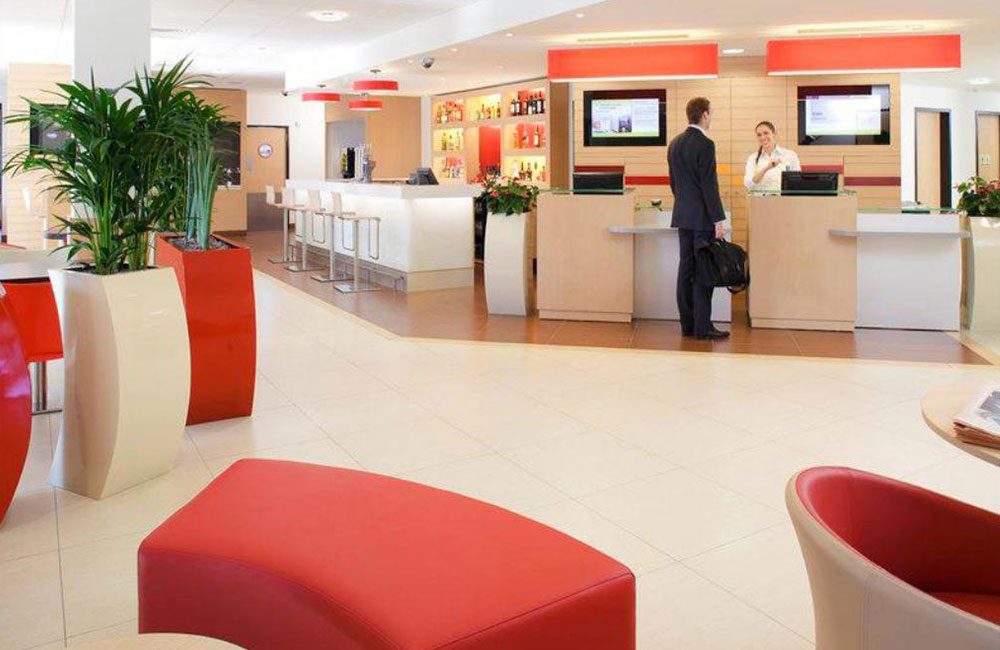 3-star Hotel reception